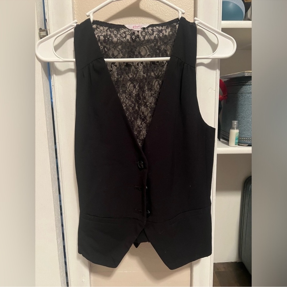 Black vest size XS